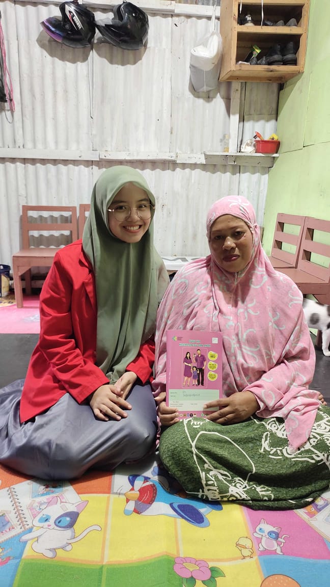 Kunjungan Pertama ke Rumah Ibu Ati